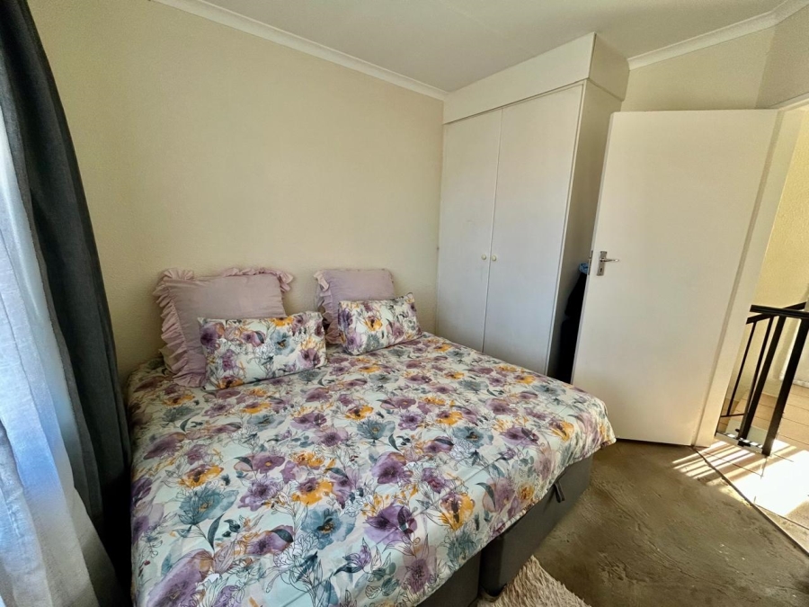 2 Bedroom Property for Sale in Halfway Gardens Gauteng