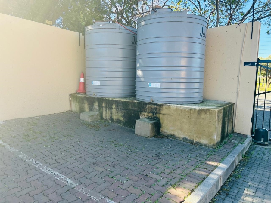 2 Bedroom Property for Sale in Halfway Gardens Gauteng