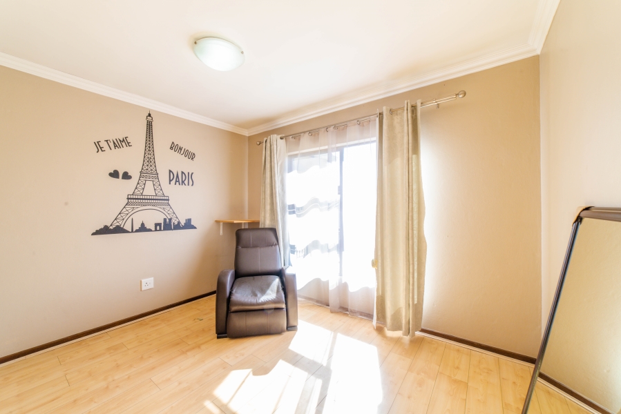 3 Bedroom Property for Sale in Barbeque Downs Gauteng