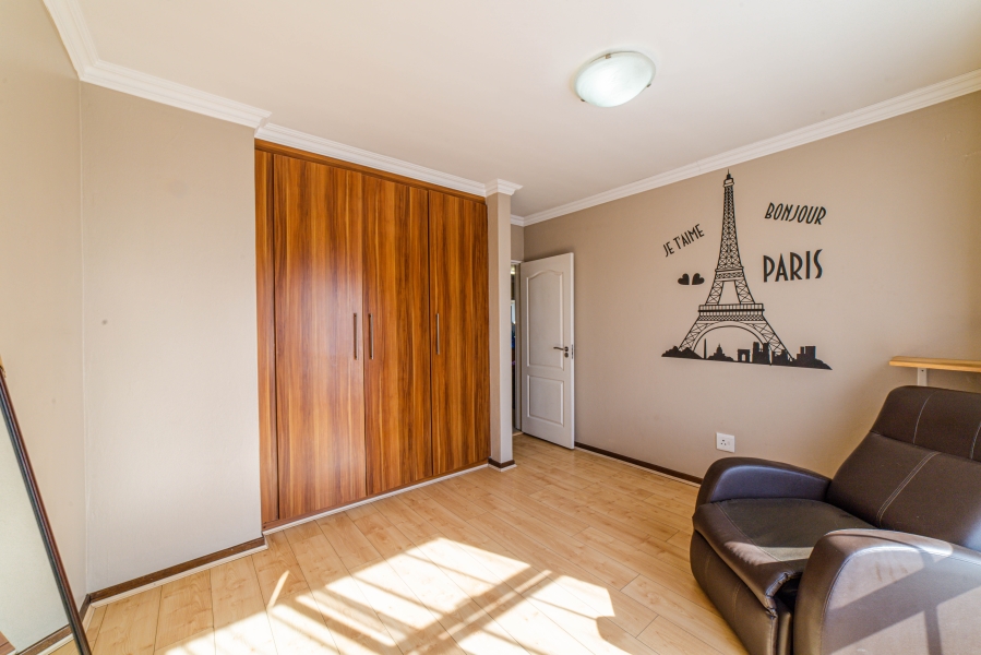 3 Bedroom Property for Sale in Barbeque Downs Gauteng
