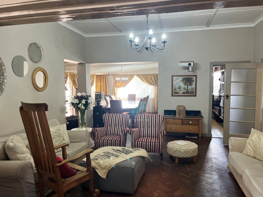 6 Bedroom Property for Sale in Highlands North Gauteng
