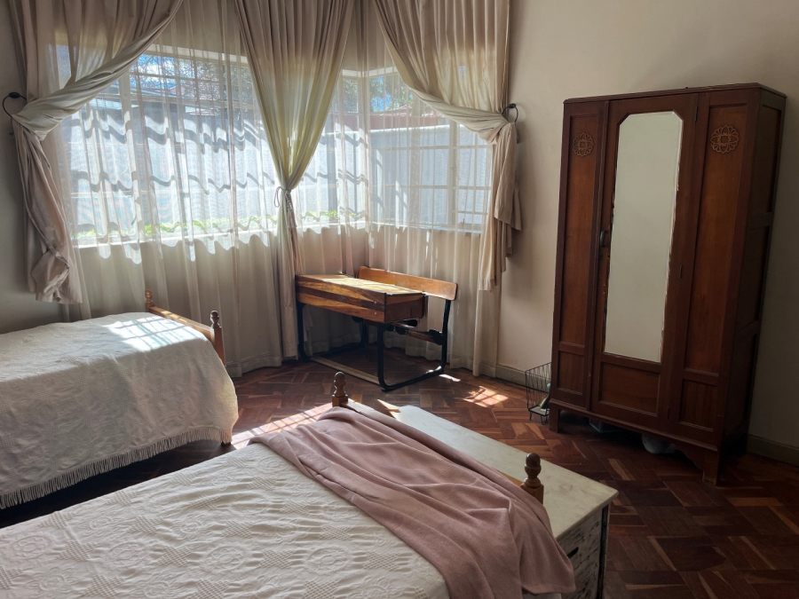 6 Bedroom Property for Sale in Highlands North Gauteng