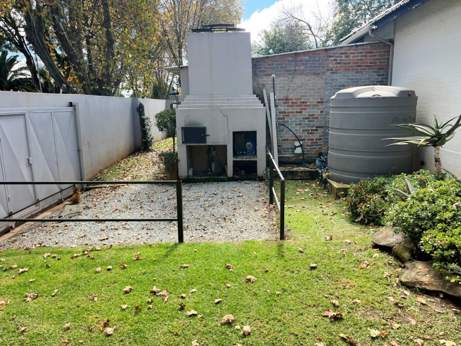 6 Bedroom Property for Sale in Highlands North Gauteng