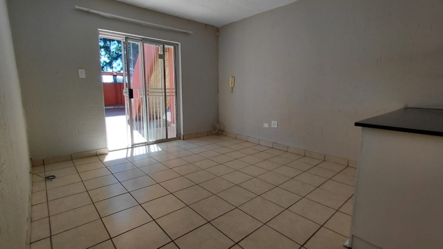 2 Bedroom Property for Sale in Greenhills Gauteng