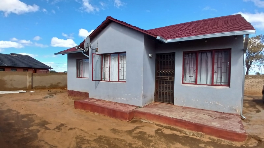 2 Bedroom Property for Sale in Toekomsrus Gauteng