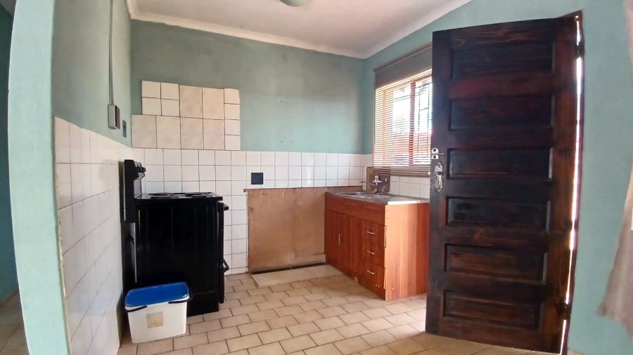 2 Bedroom Property for Sale in Toekomsrus Gauteng