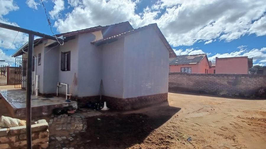 2 Bedroom Property for Sale in Toekomsrus Gauteng