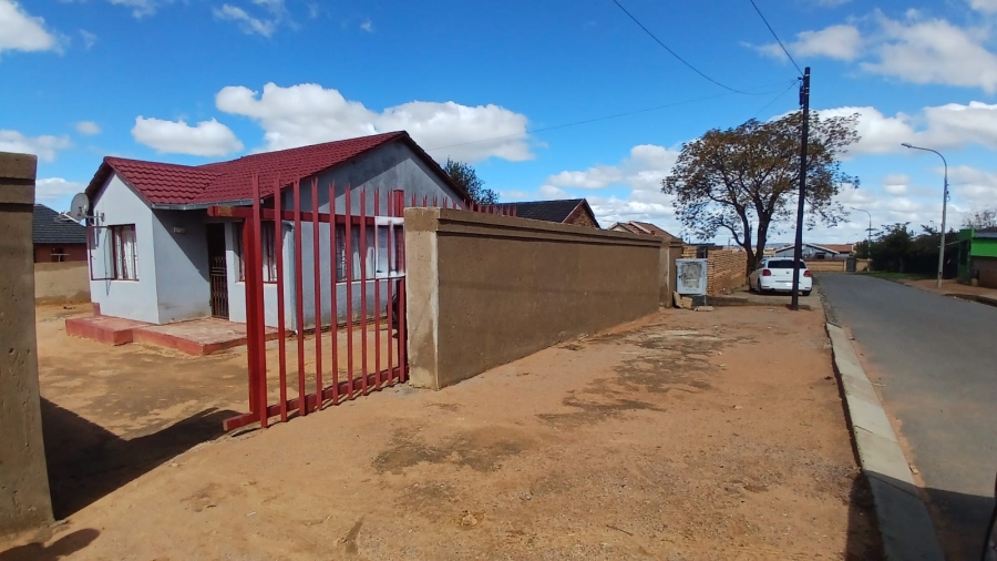 2 Bedroom Property for Sale in Toekomsrus Gauteng