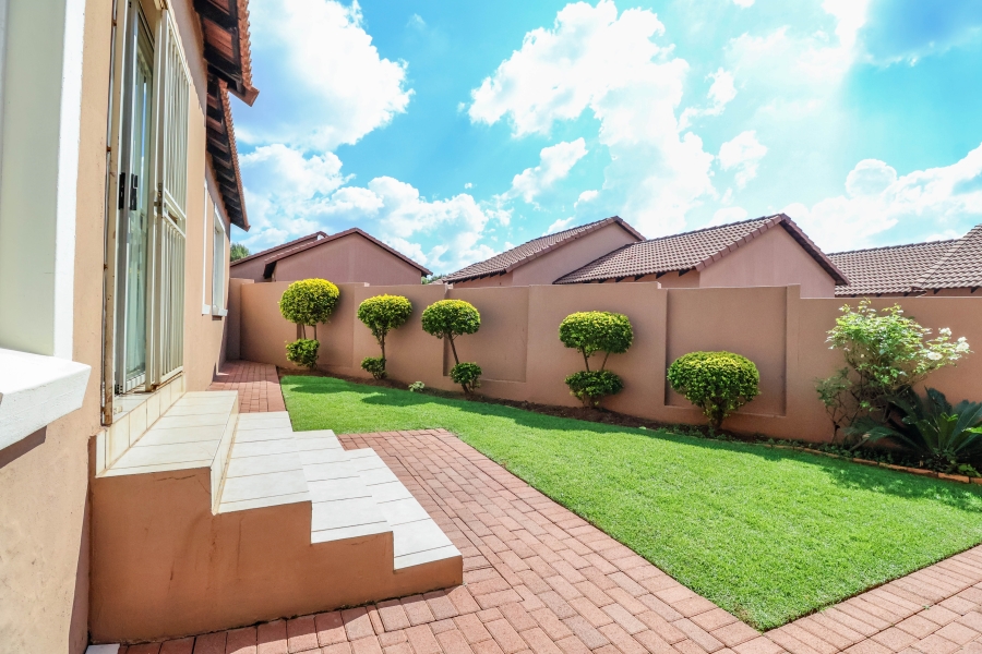 3 Bedroom Property for Sale in Thatchfield Estate Gauteng
