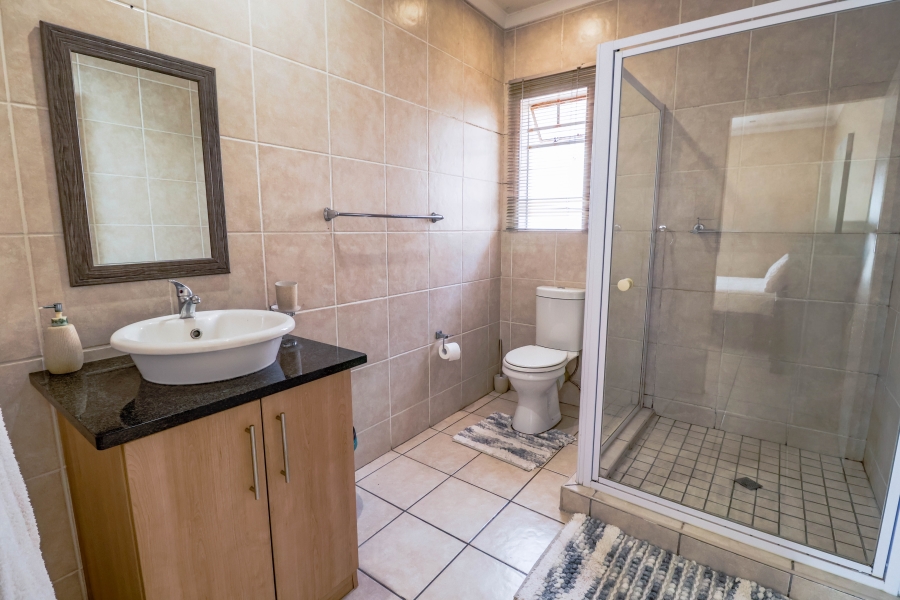 3 Bedroom Property for Sale in Thatchfield Estate Gauteng