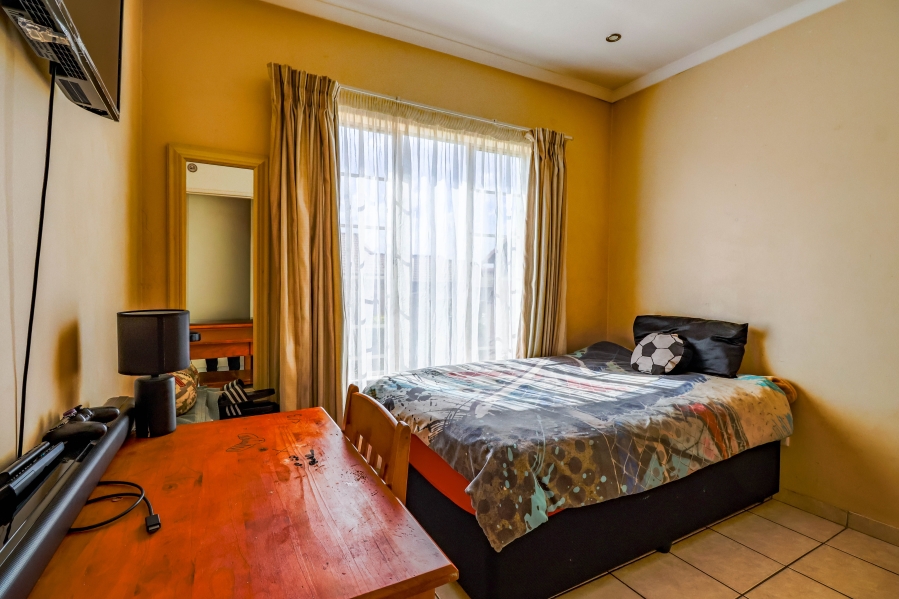 3 Bedroom Property for Sale in Thatchfield Estate Gauteng