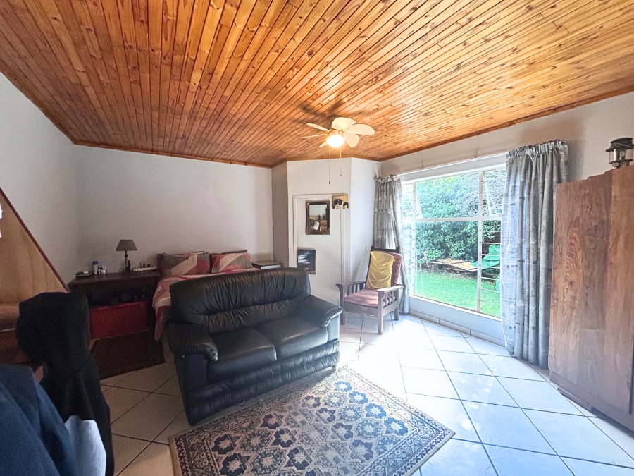 5 Bedroom Property for Sale in Eldoraigne Gauteng