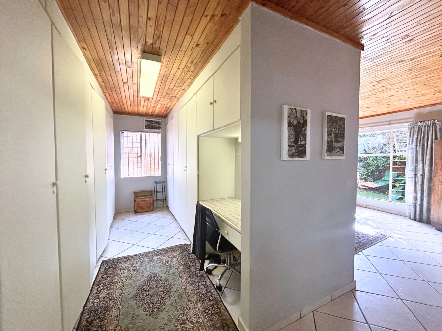 5 Bedroom Property for Sale in Eldoraigne Gauteng