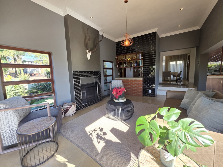 4 Bedroom Property for Sale in Boardwalk Meander Gauteng