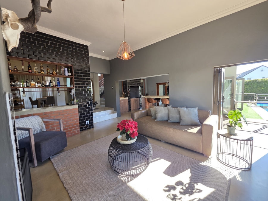 4 Bedroom Property for Sale in Boardwalk Meander Gauteng