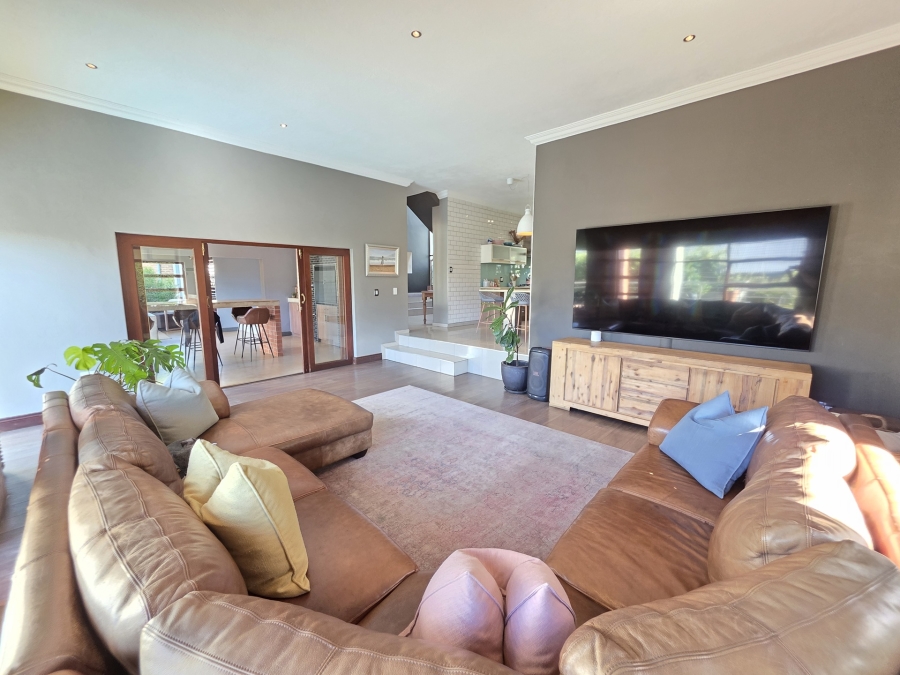 4 Bedroom Property for Sale in Boardwalk Meander Gauteng