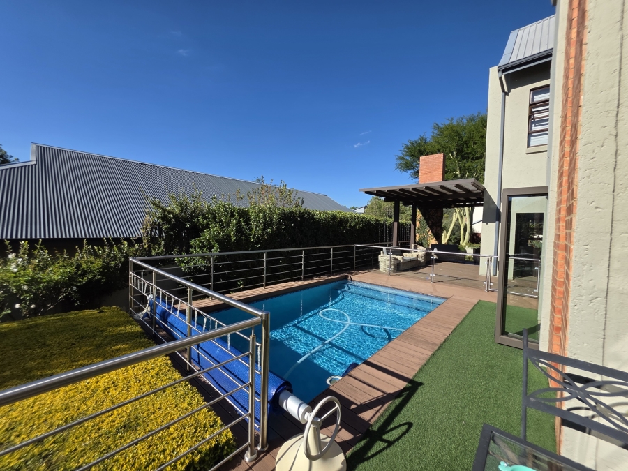 4 Bedroom Property for Sale in Boardwalk Meander Gauteng