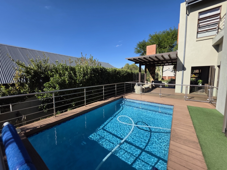 4 Bedroom Property for Sale in Boardwalk Meander Gauteng