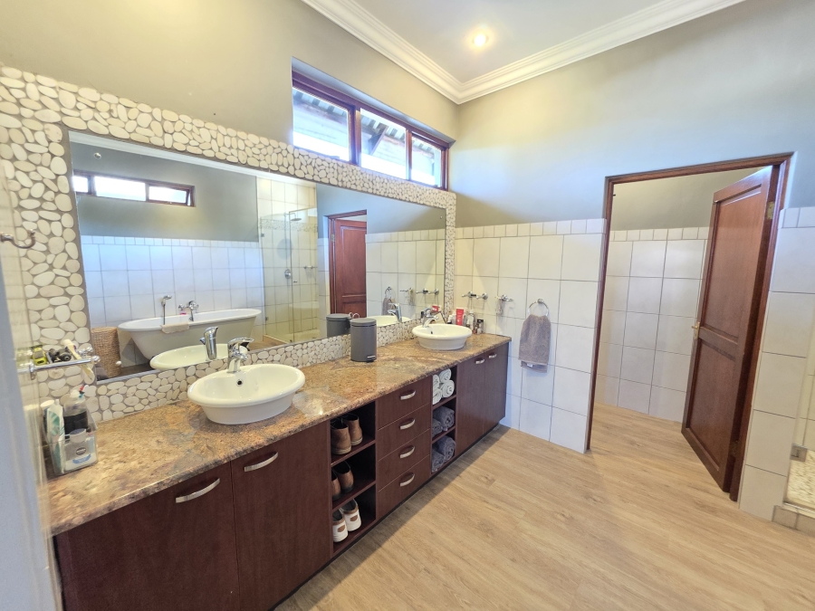 4 Bedroom Property for Sale in Boardwalk Meander Gauteng