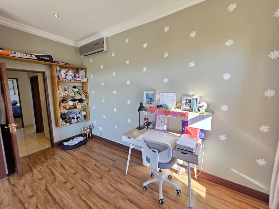4 Bedroom Property for Sale in Boardwalk Meander Gauteng