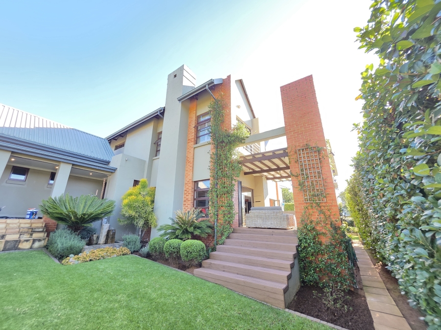 4 Bedroom Property for Sale in Boardwalk Meander Gauteng
