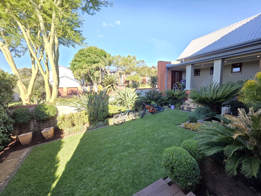4 Bedroom Property for Sale in Boardwalk Meander Gauteng