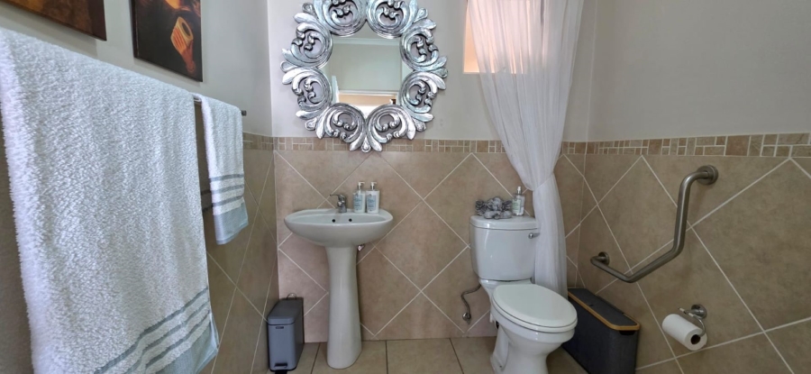 2 Bedroom Property for Sale in Montana Tuine Gauteng