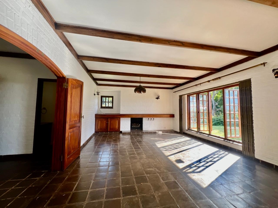 4 Bedroom Property for Sale in Waterkloof Heights Gauteng