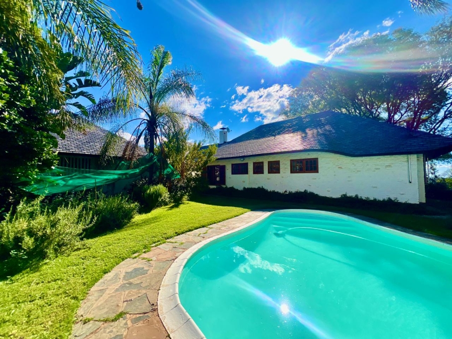 4 Bedroom Property for Sale in Waterkloof Heights Gauteng