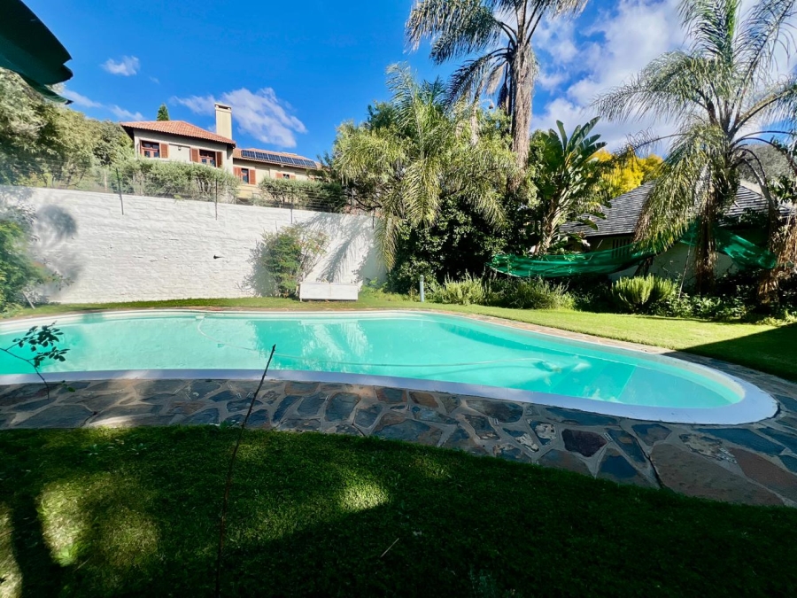 4 Bedroom Property for Sale in Waterkloof Heights Gauteng