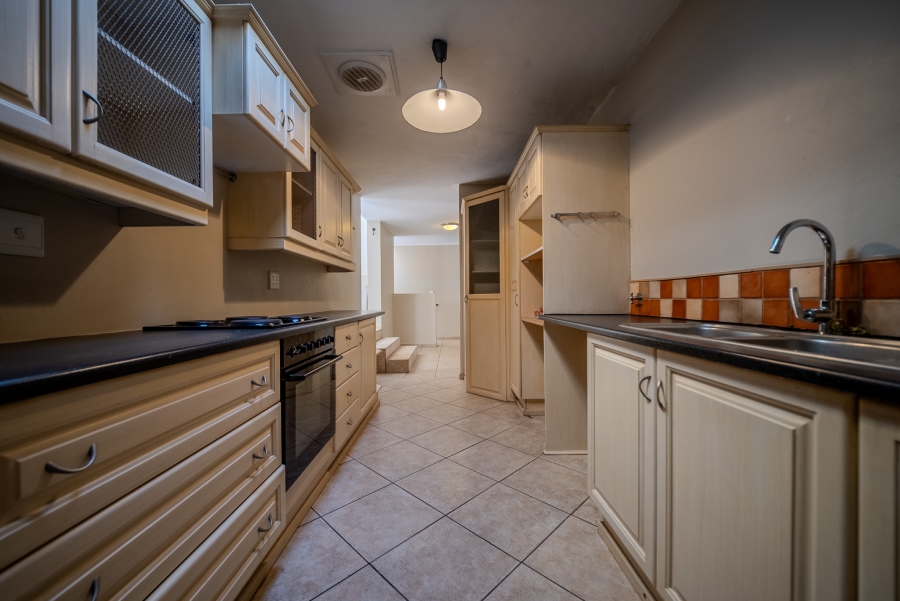 2 Bedroom Property for Sale in Faerie Glen Gauteng