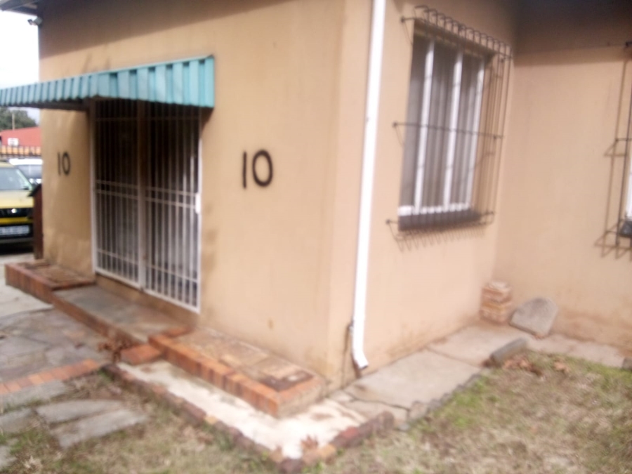 4 Bedroom Property for Sale in Delville Gauteng