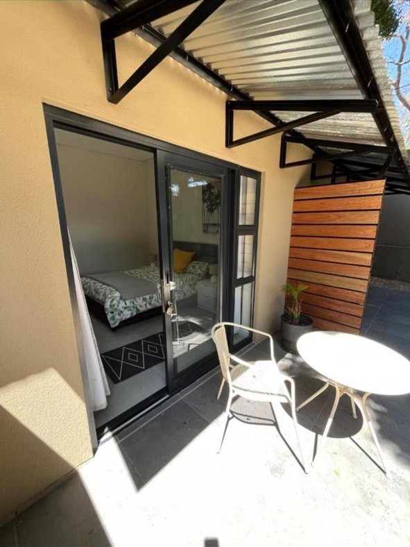 To Let 1 Bedroom Property for Rent in Sandton Central Gauteng