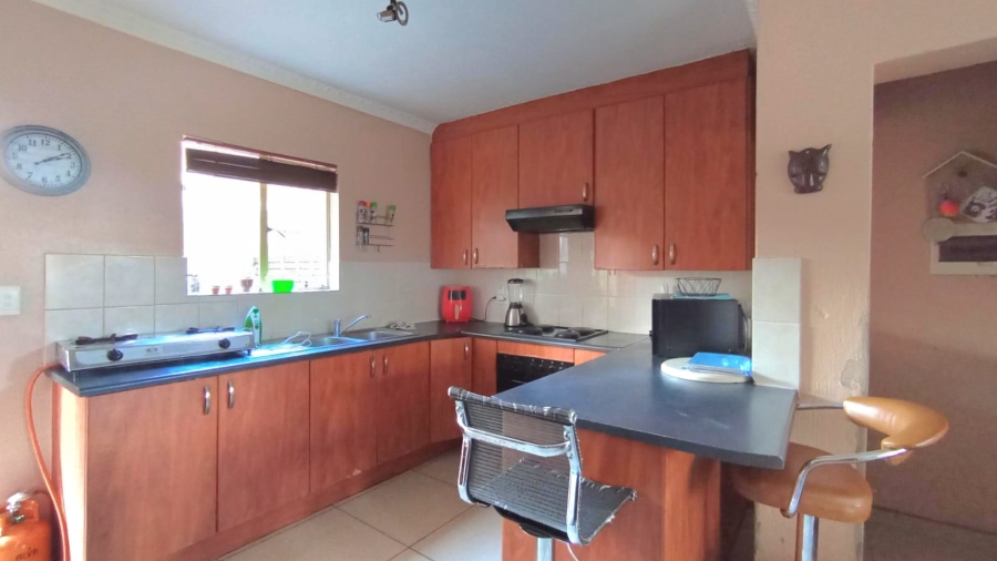 3 Bedroom Property for Sale in Heuwelsig Estate Gauteng