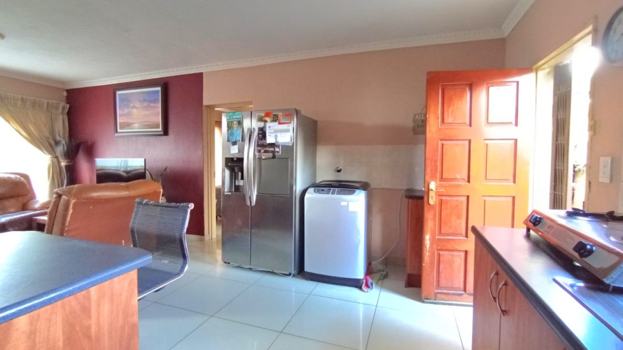 3 Bedroom Property for Sale in Heuwelsig Estate Gauteng