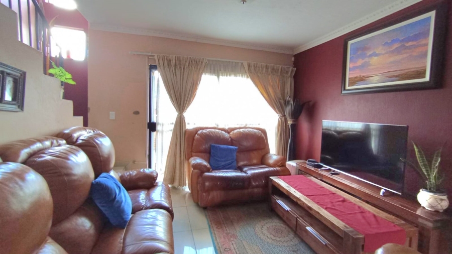3 Bedroom Property for Sale in Heuwelsig Estate Gauteng