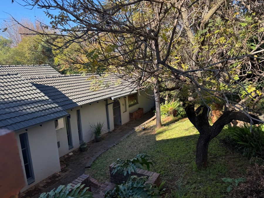 4 Bedroom Property for Sale in Kloofendal Gauteng