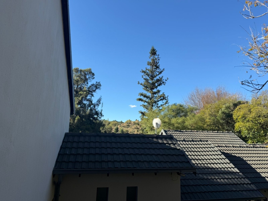 4 Bedroom Property for Sale in Kloofendal Gauteng