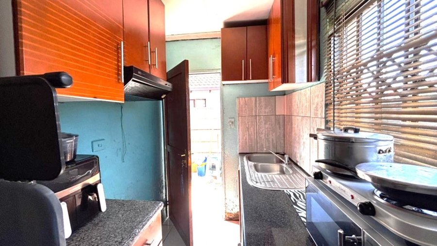 4 Bedroom Property for Sale in Buhle Park Gauteng