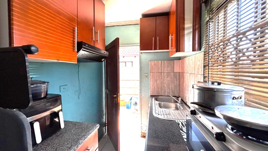 4 Bedroom Property for Sale in Buhle Park Gauteng