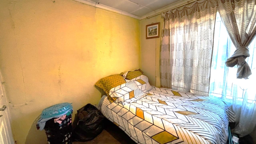 4 Bedroom Property for Sale in Buhle Park Gauteng