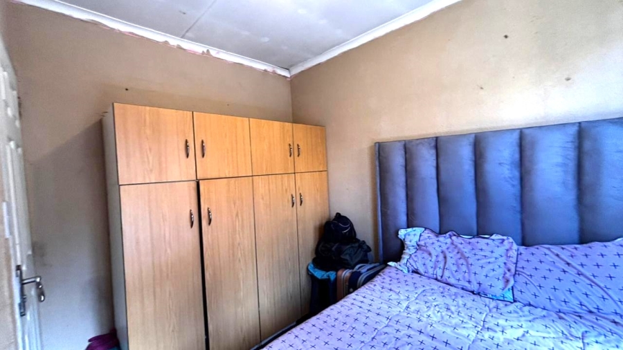 4 Bedroom Property for Sale in Buhle Park Gauteng