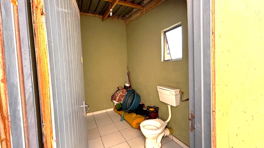 4 Bedroom Property for Sale in Buhle Park Gauteng