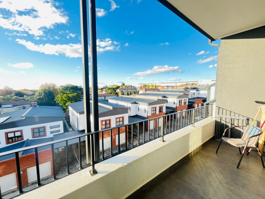 To Let 1 Bedroom Property for Rent in Bryanston Gauteng