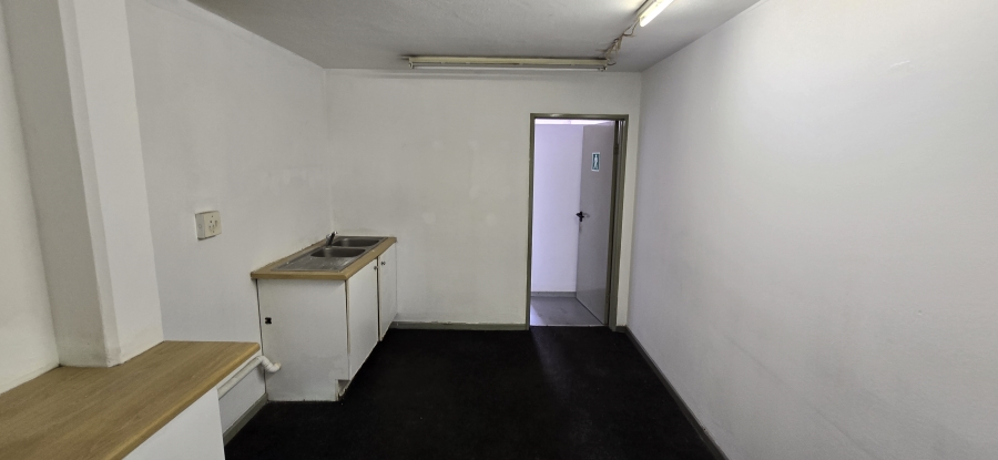 To Let Commercial Property for Rent in Kya Sands Gauteng