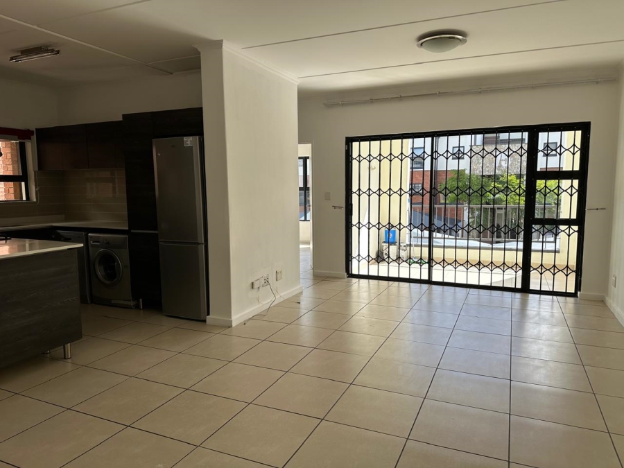 To Let 3 Bedroom Property for Rent in Greenstone Crest Gauteng