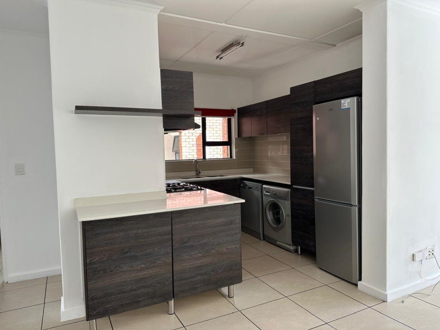 To Let 3 Bedroom Property for Rent in Greenstone Crest Gauteng