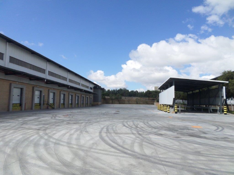 To Let Commercial Property for Rent in Kosmosdal Gauteng