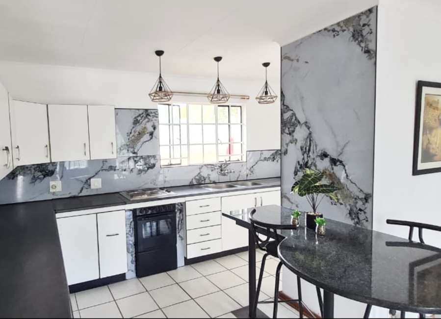 3 Bedroom Property for Sale in Bloubosrand Gauteng
