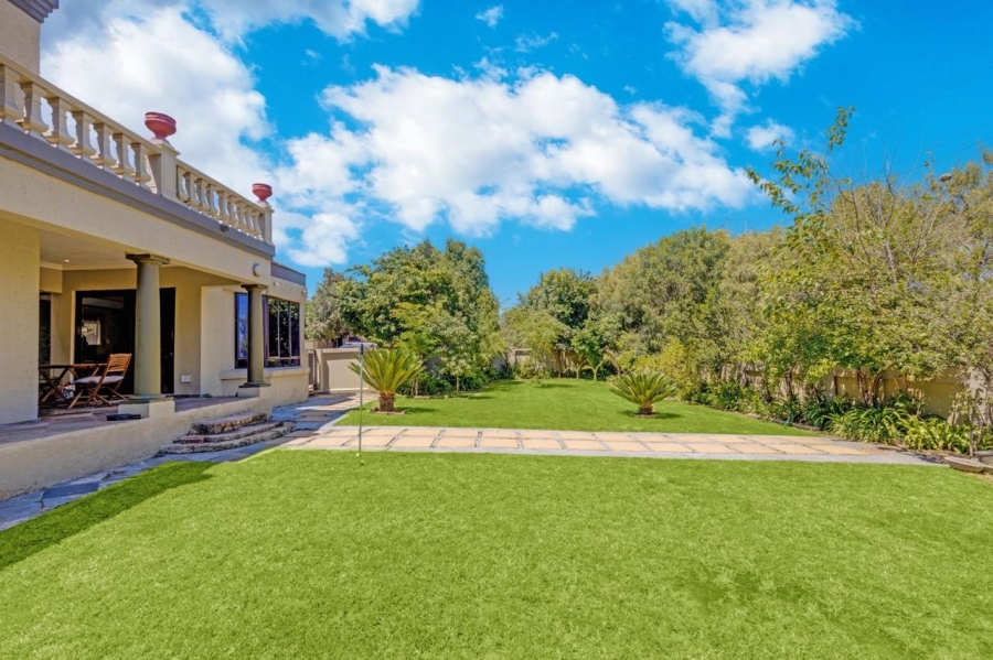 To Let 3 Bedroom Property for Rent in Cedar Lakes Gauteng